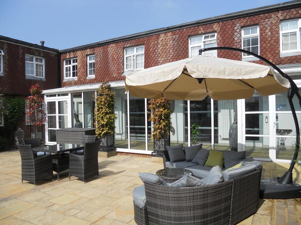 The Royal Chace Hotel Enfield Extérieur photo