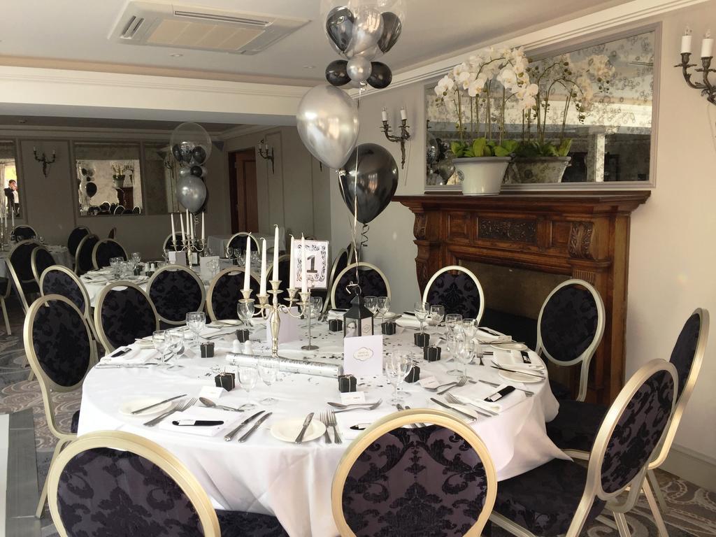 The Royal Chace Hotel Enfield Extérieur photo