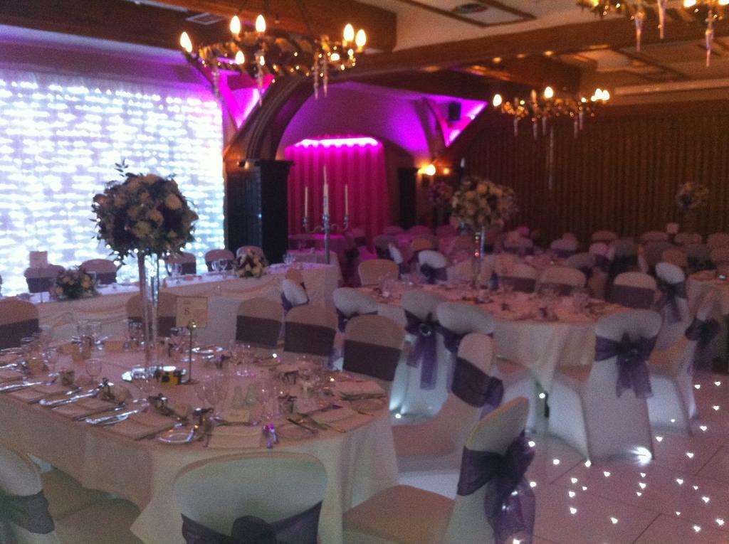 The Royal Chace Hotel Enfield Extérieur photo