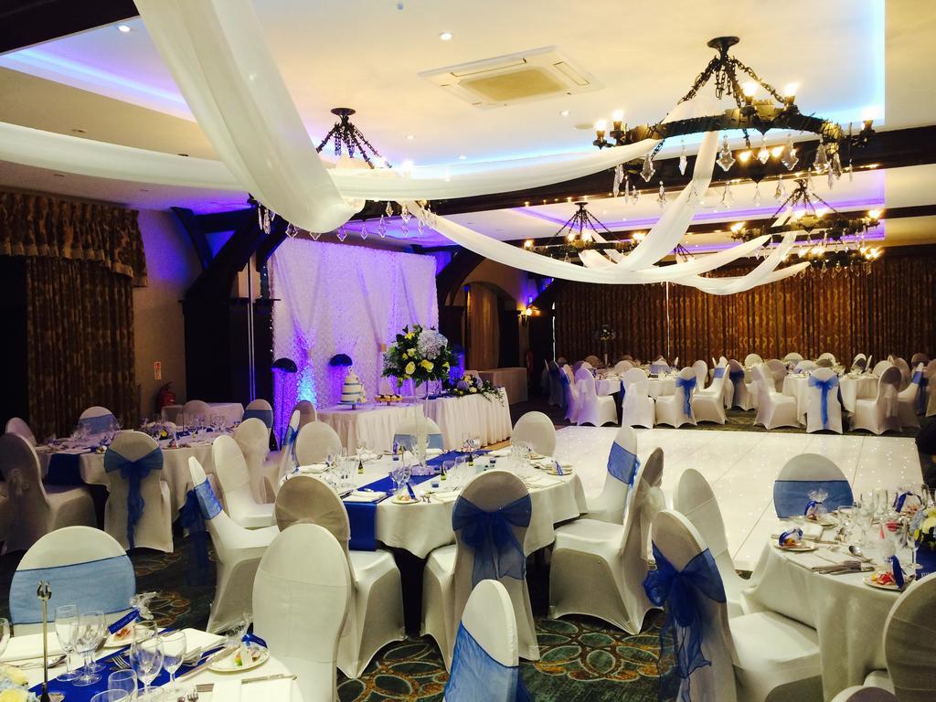 The Royal Chace Hotel Enfield Extérieur photo
